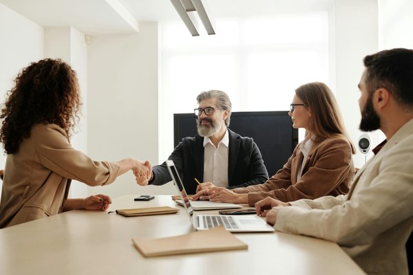 Cabinet de recrutement : comment attirer les talents stratégiques
